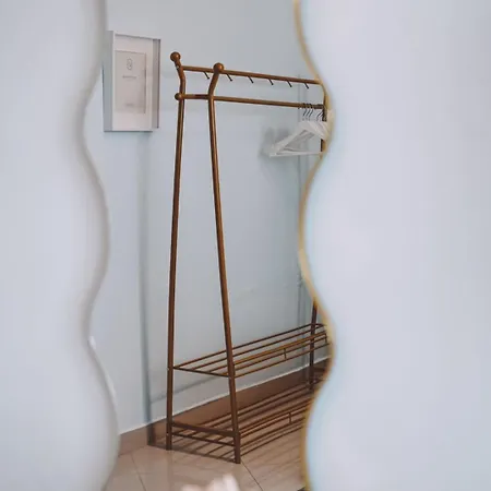 Central Apartment דירה *